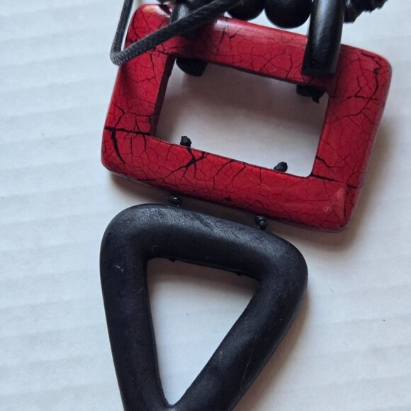 Black and White Resin Modernist Ikigai Art Necklace on Rope - Picture 7 of 8